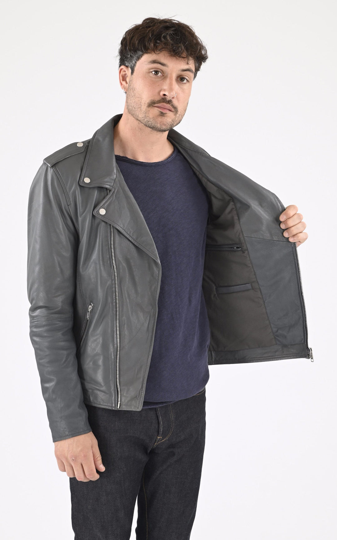 A "ROCKY" Gris Serge Pariente Perfecto Homme interior photo