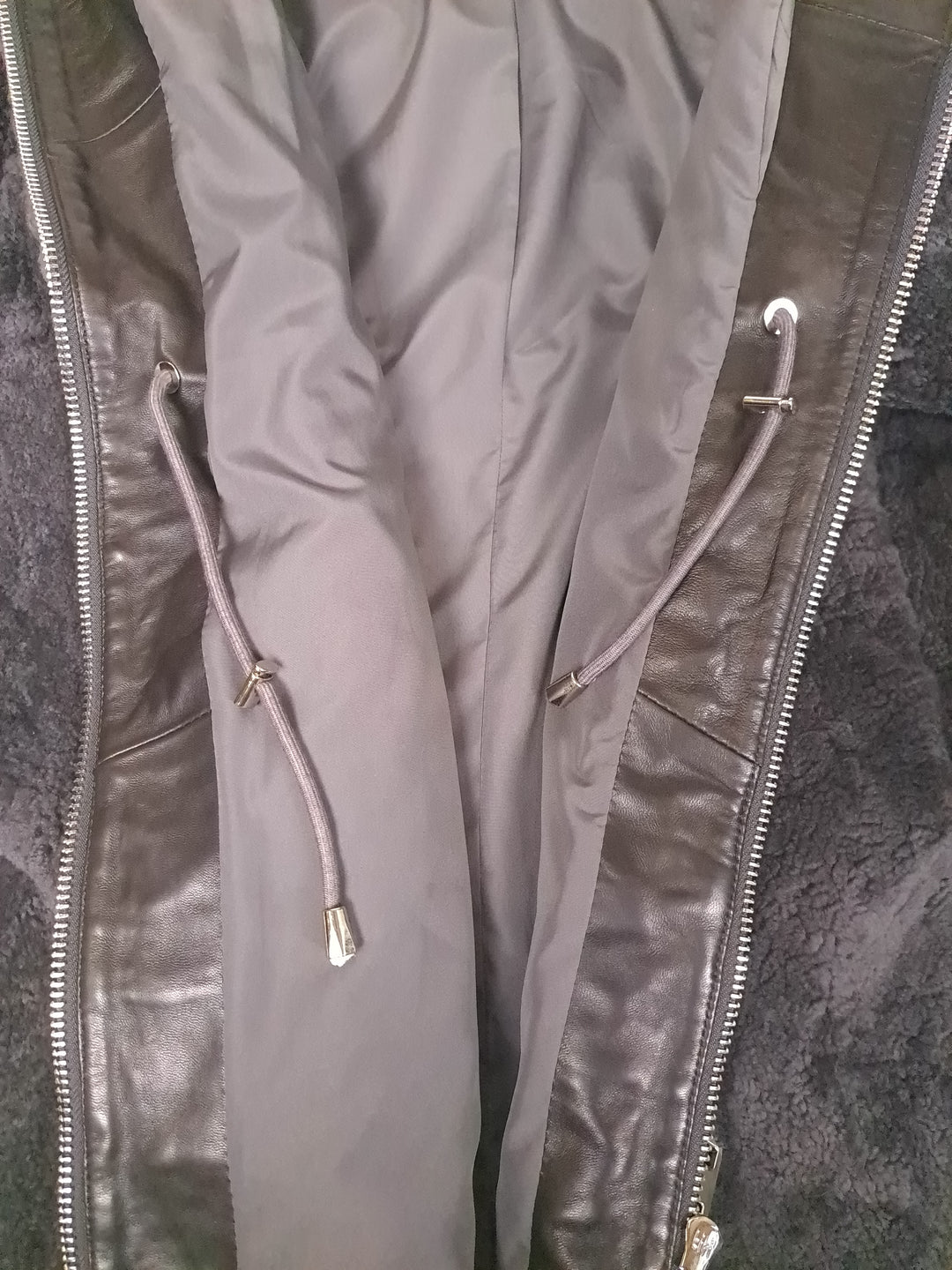 Delaney, 87 cm. - Hood - Curly Lamb - Women - Segred Grey