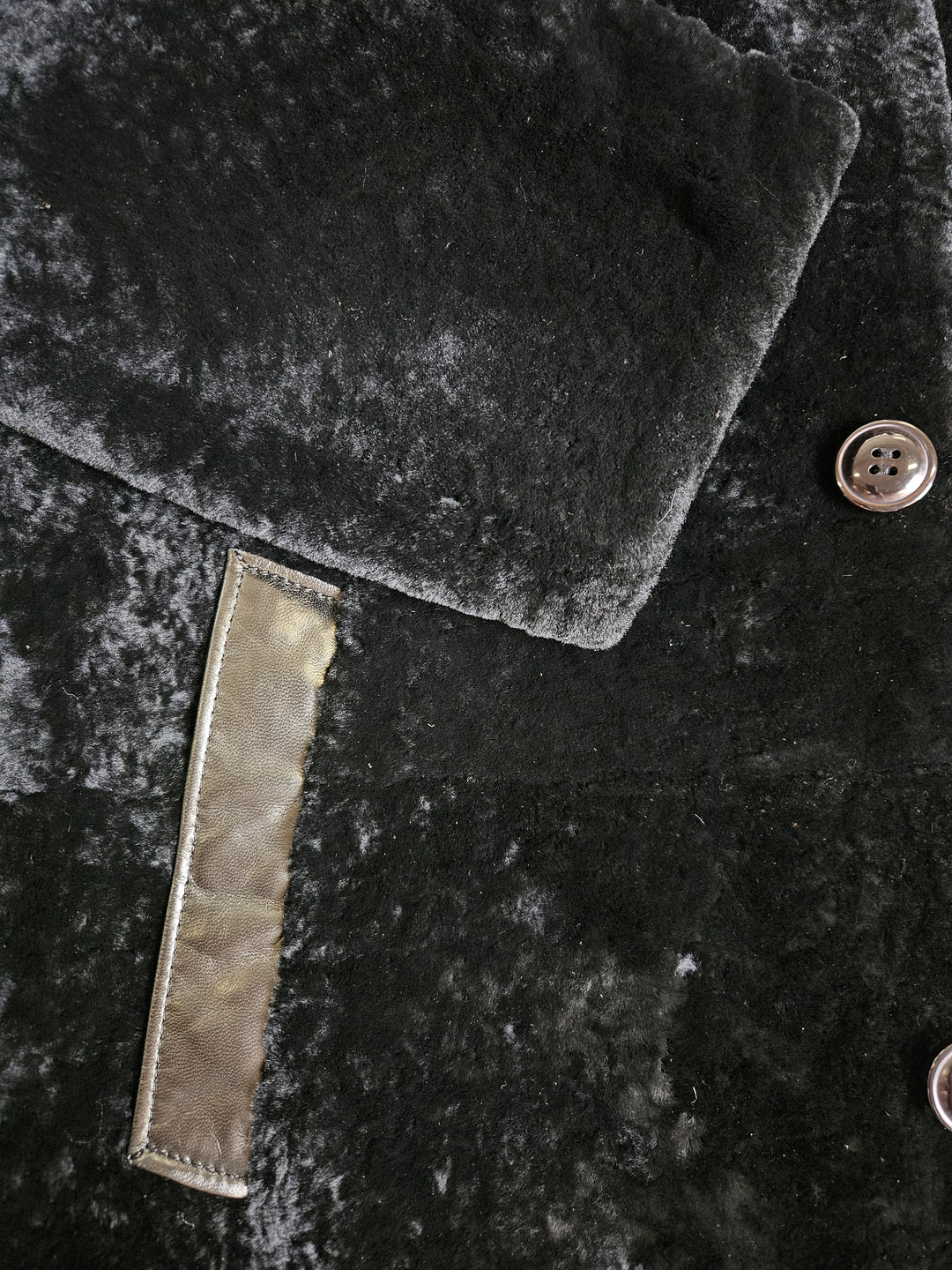Jallel, 100 cm. Wave Lamb - Man Black