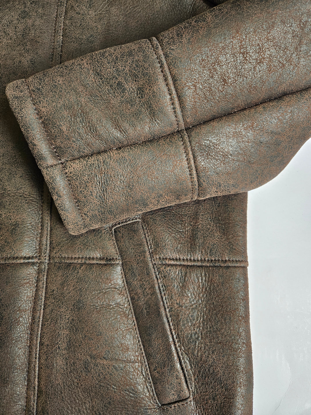 Owen, 85 cm. Nappa Lamb Crack - Man Brown