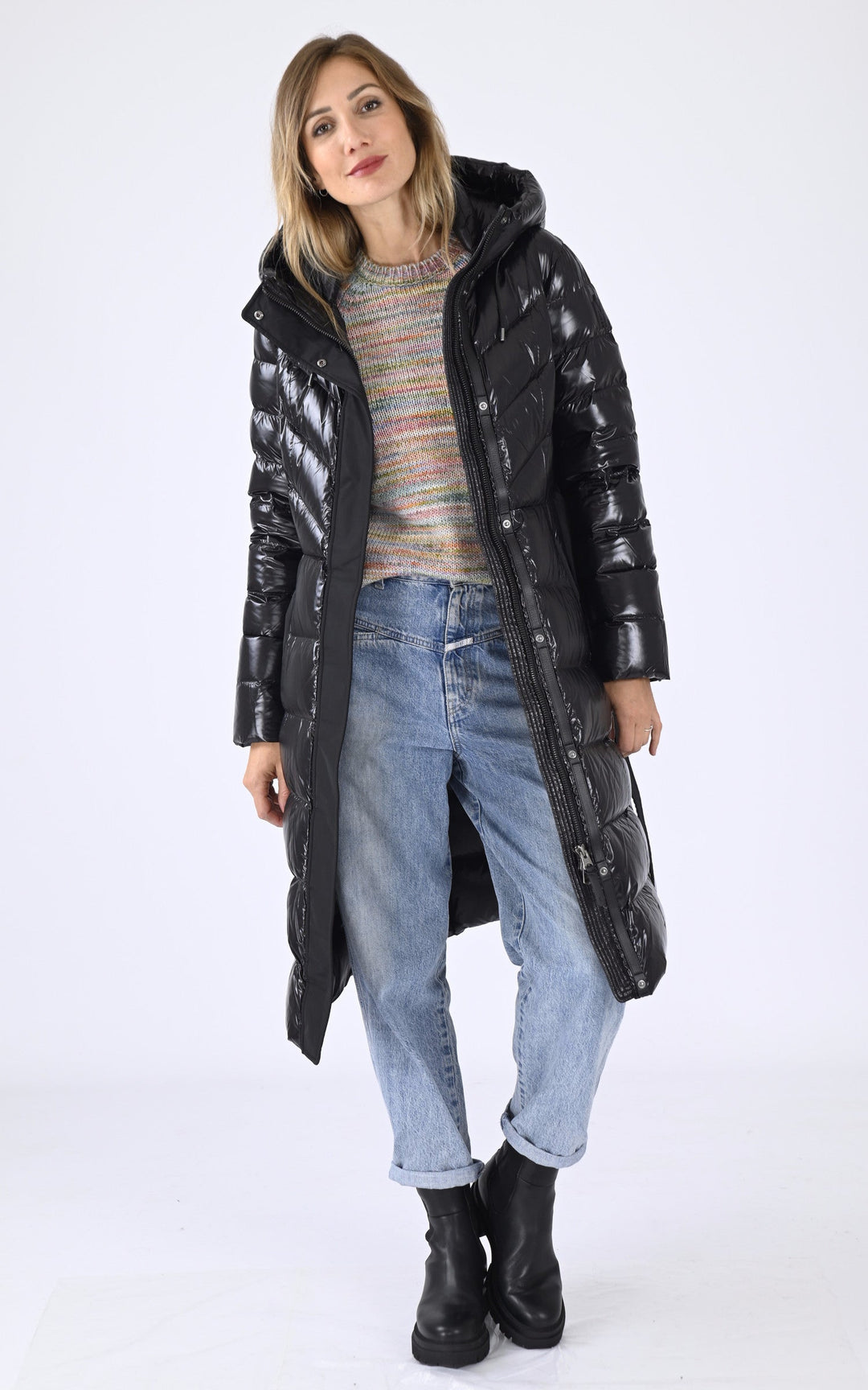 A "CORALIA" Noir Mackage 3/4 Doudoune Femme opened photo