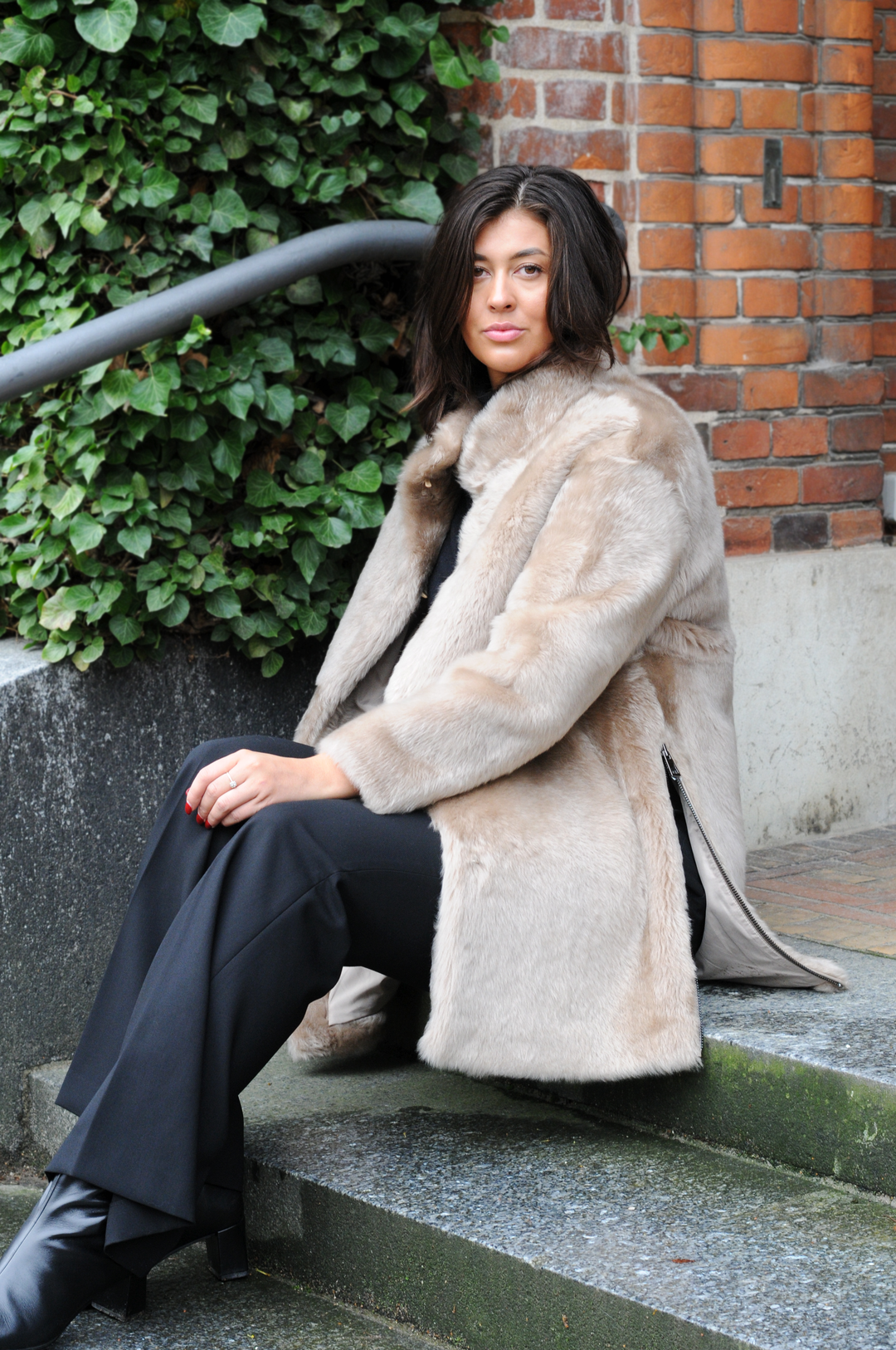 Halima, 85 cm. - Krave - La Coon Lamb - Kvinder - Kamel