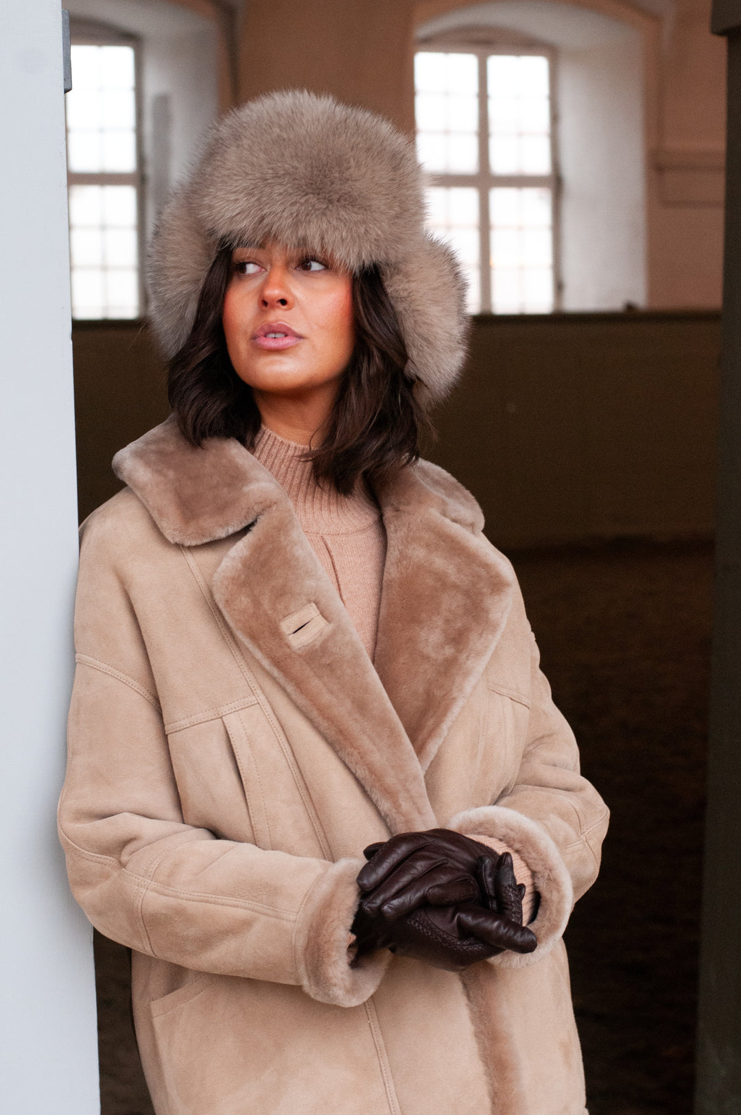 Hervati, 75 cm. - Collier - Agneau en daim - femmes - chêne