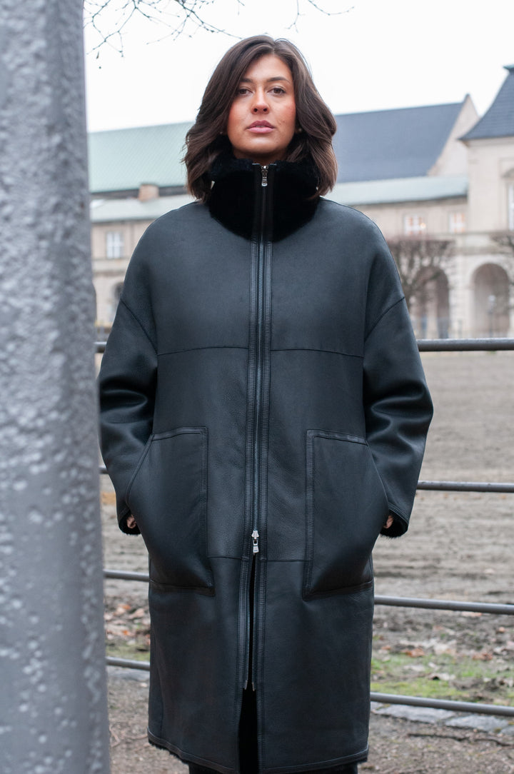 Isilda, 105 cm. - Krage - Nappa Lamb - Dam - Svart