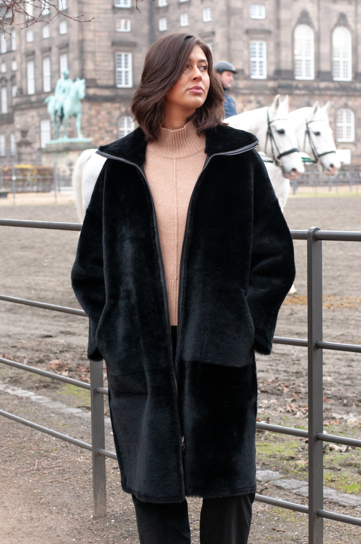 Isilda, 105 cm. - Krage - Nappa Lamb - Dam - Svart