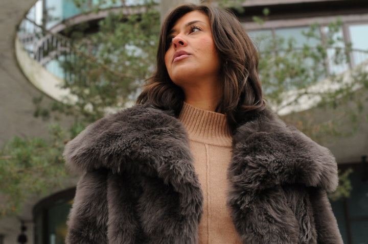 Irmine, 55 cm. - Krage - Toscana Lamb - Dam - Taupe