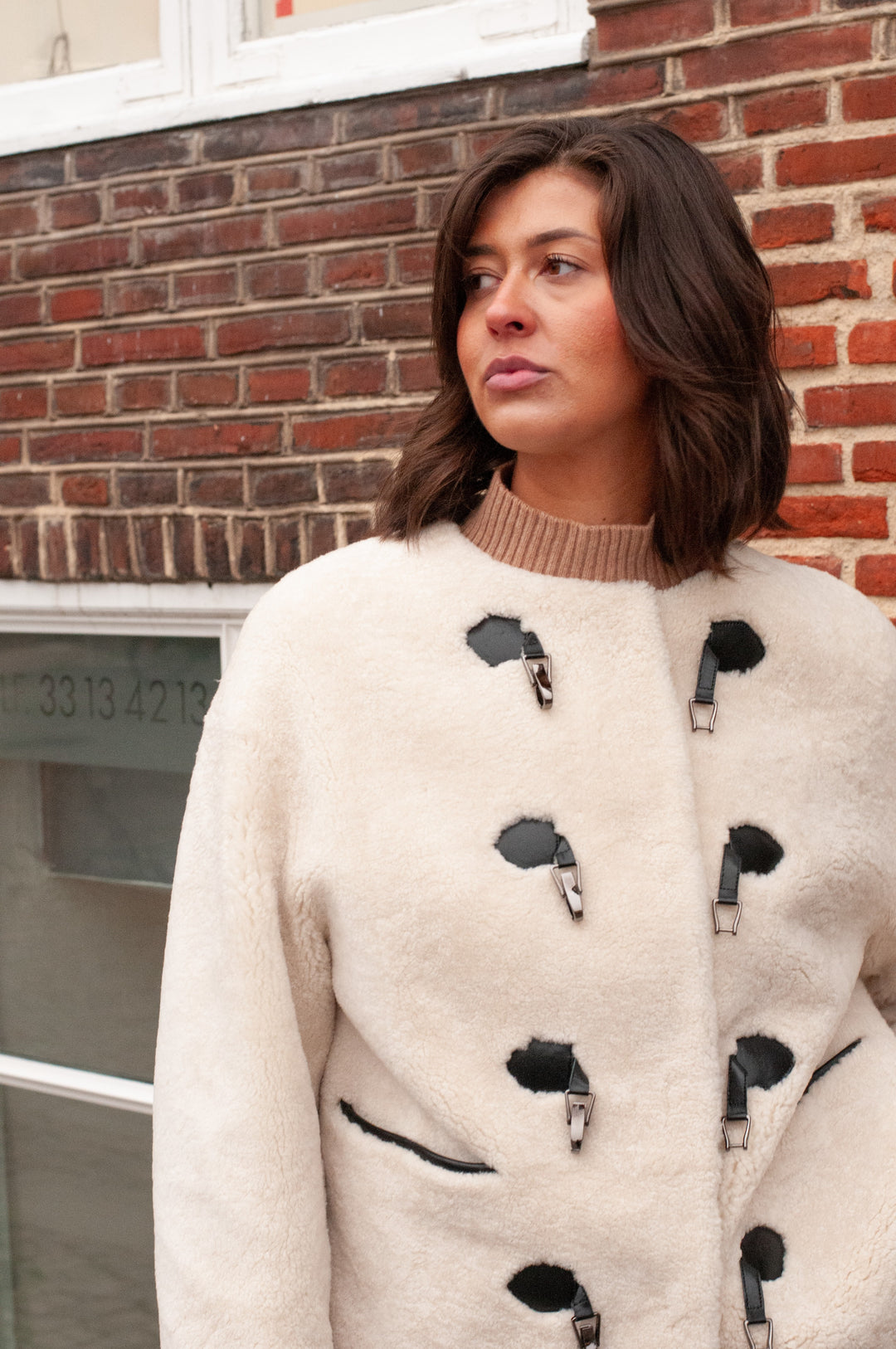 Ila, 65 cm. - Lockigt lamm - Dam - Beige