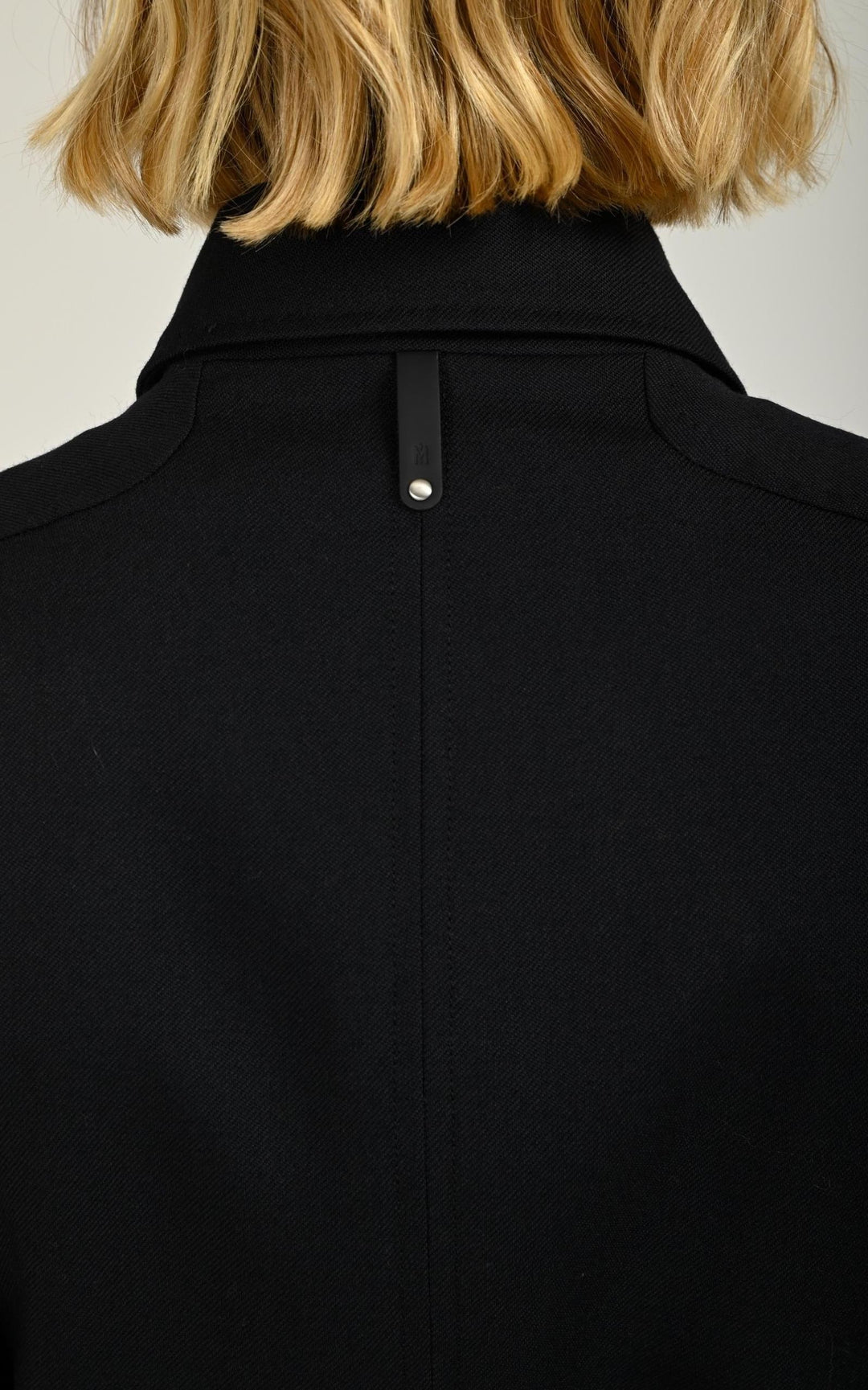 Trench Textile Femme Mackage, modèle Eugenia de couleur navy
