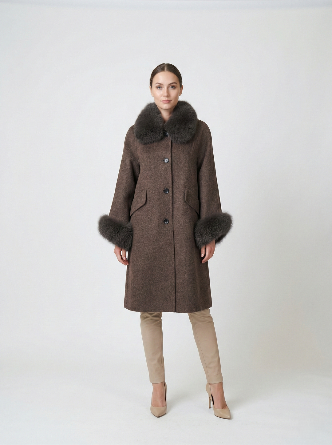 Jilibi, 95 cm. Krave - 100% Uld - Damer - Brun