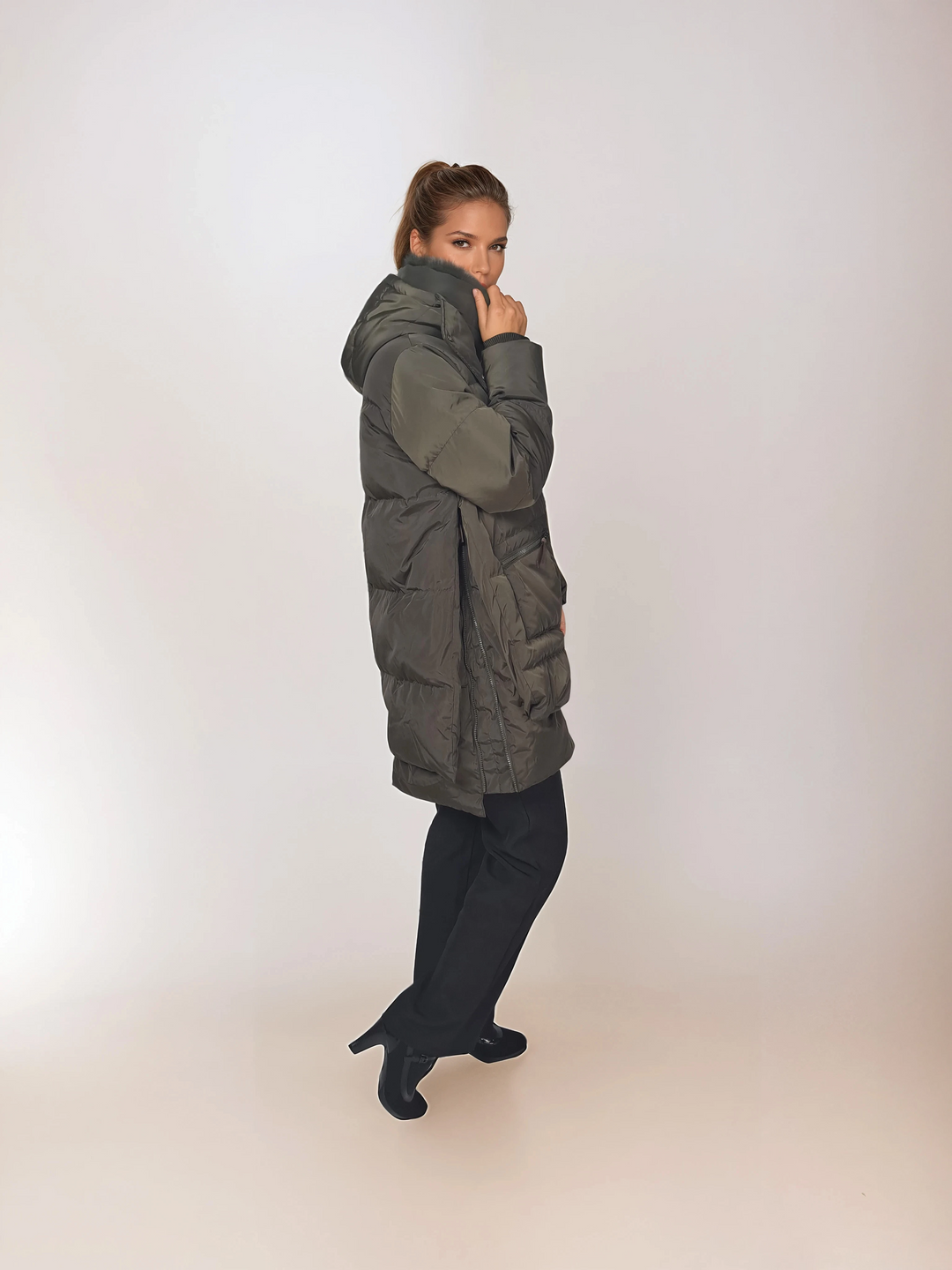 Heva, 90 cm. - Huva - Down - Kvinnor - Armé