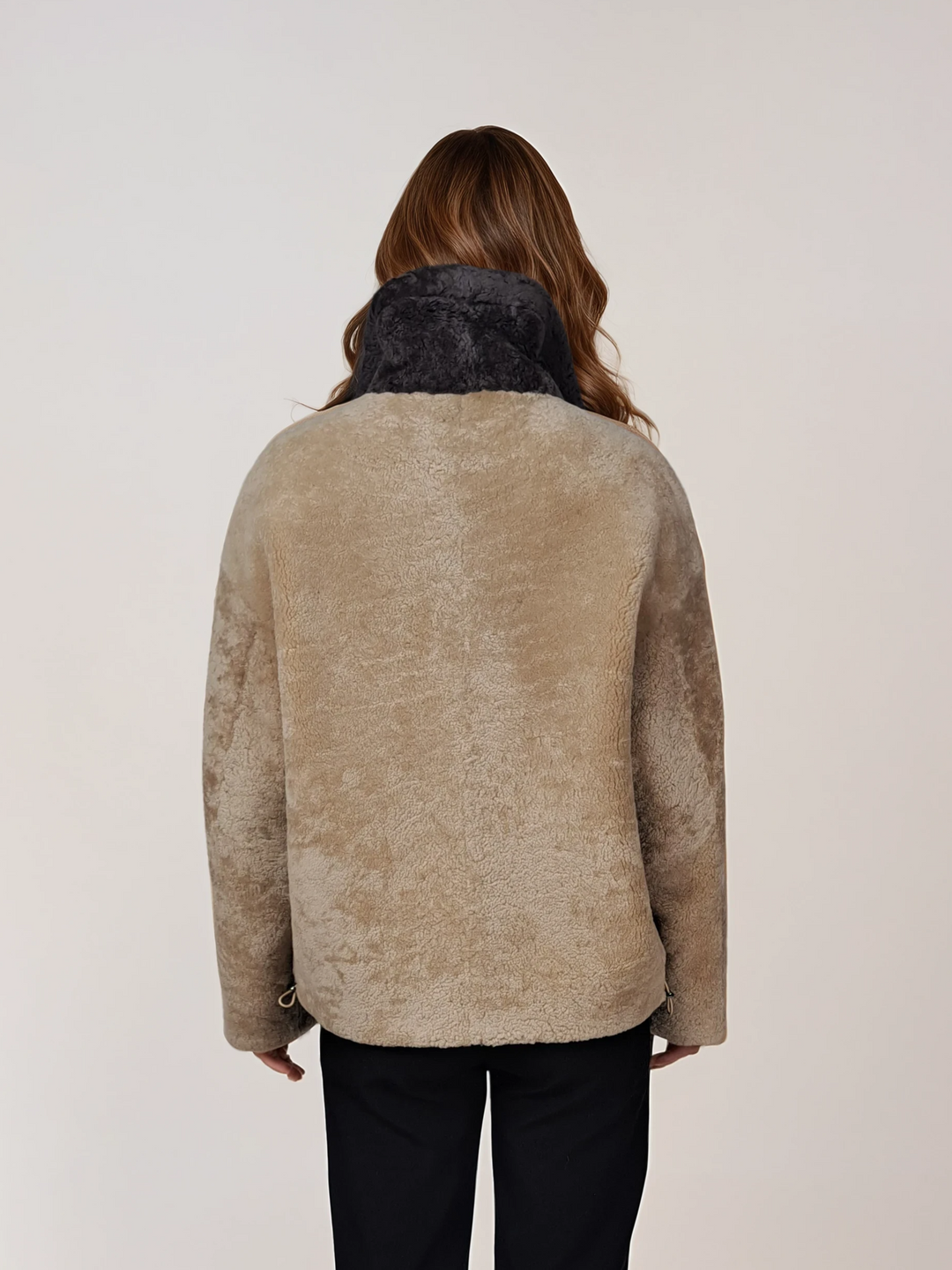 Illulu, 63 cm. - Krage - Curly Lamb - Dam - Light Camel & Taupe