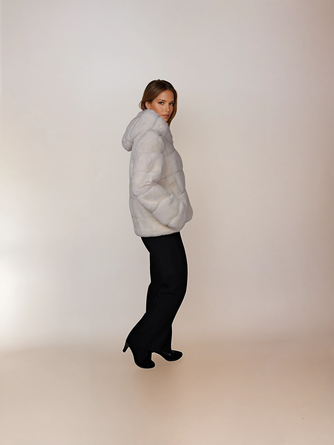 Petrovski, 60 cm. - Hood - Rex - Femmes - Blanc