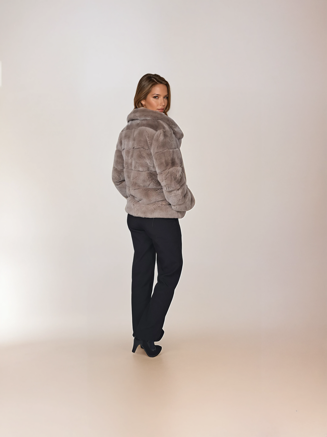 Petrovski, 60 cm. - Krave - Rex - Kvinder - Cafe Latte