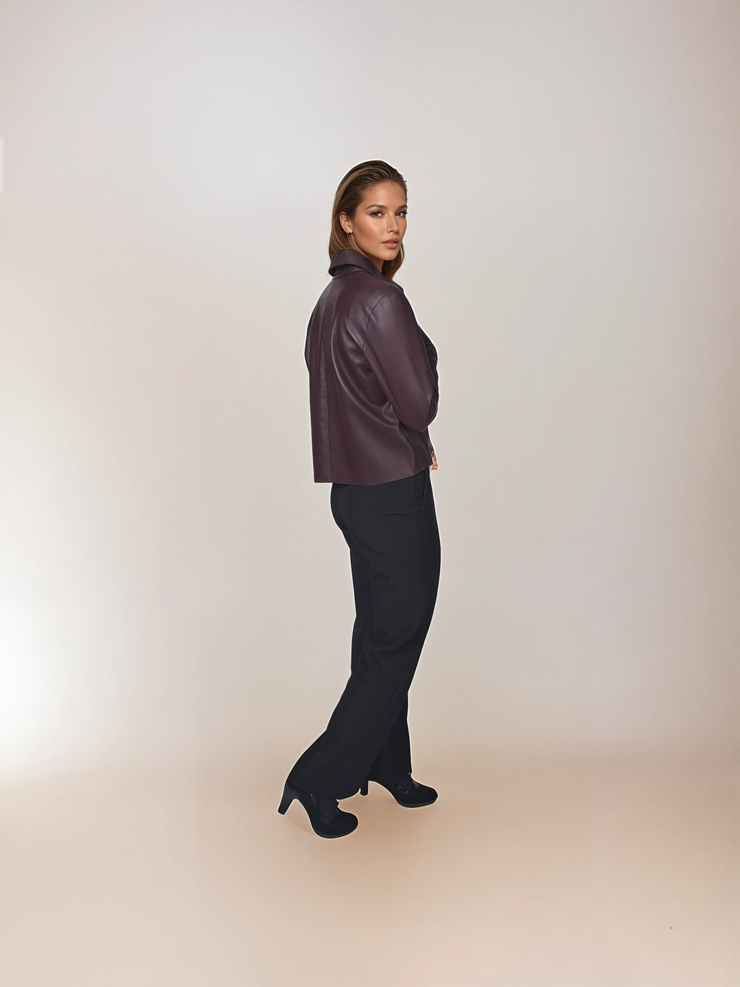 Kana, 52 cm. - Lamb Dior Bonded Læder-Damer - Bordeaux