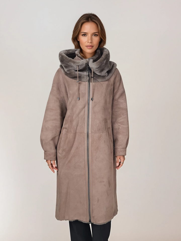 Ny Gabiana, 108 cm. - Hætte - Ruskindslam - Damer - Mørk eg