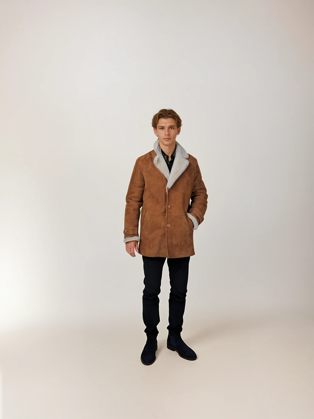 Isidore, 80 cm. - Collier - Agneau Daim - Homme - Cognac