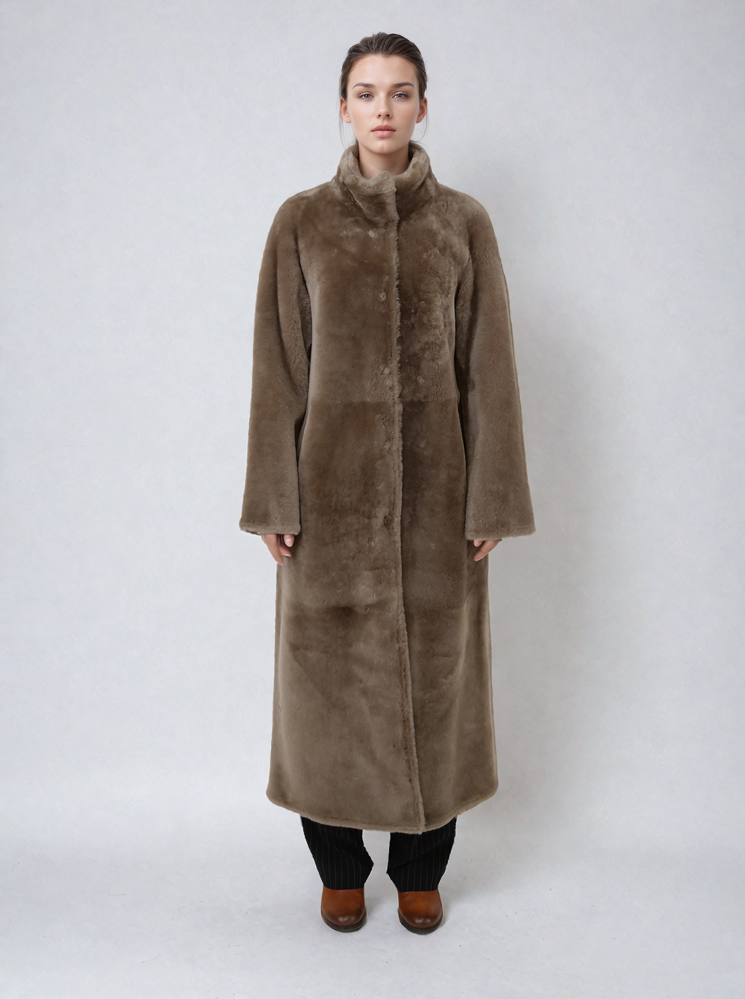 Flora, 125 cm. - Collier - Agneau en daim - Femmes Mabet de shearling - chêne foncé