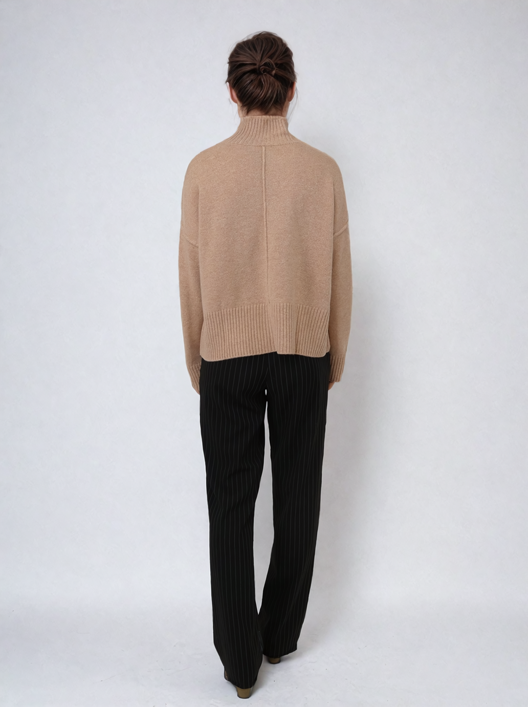 SY-23080 Sweater - 100% PureCashmere - Accesories - Almond