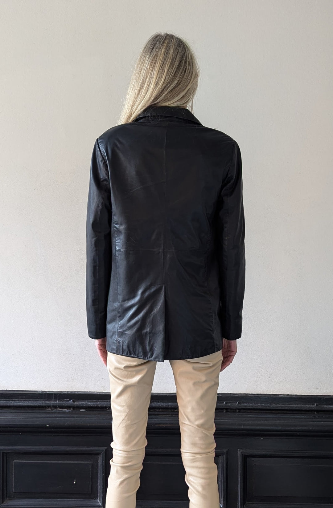 Julissia Blazer, 73 cm. - Lam Malli Leather - kvinner - svart