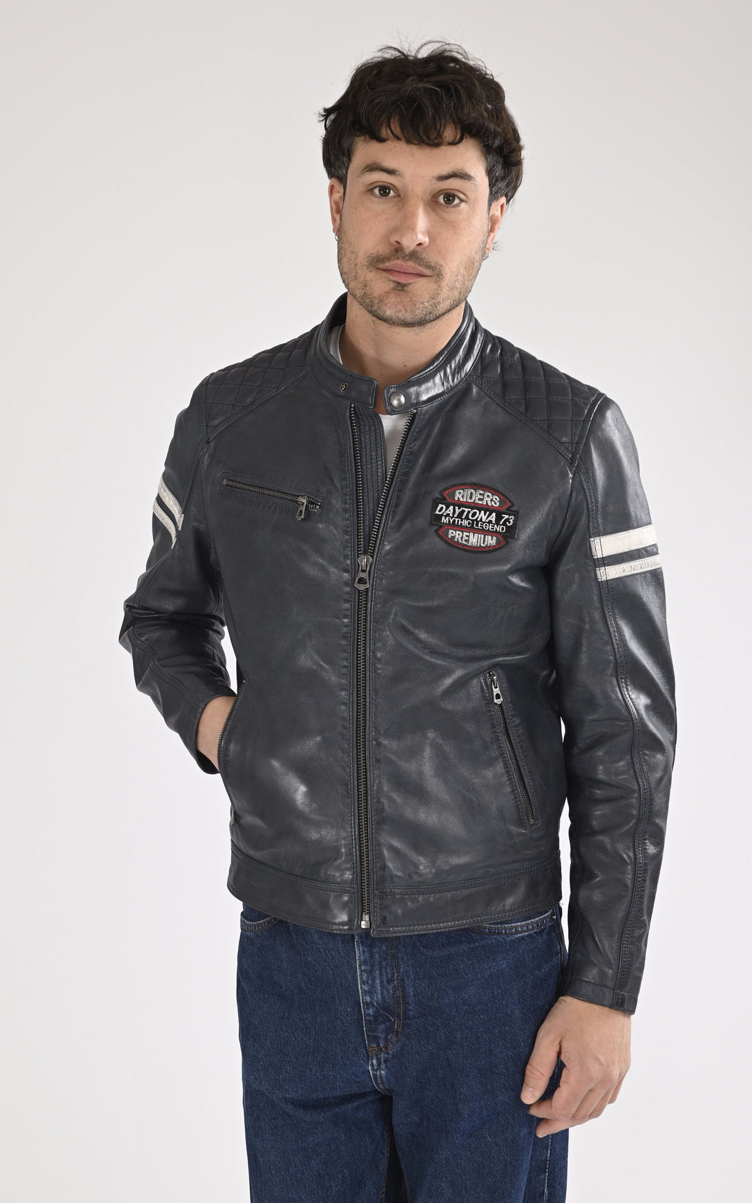 A "SPENCER 104153" Bleu Daytona 73 Blouson Homme closed photo