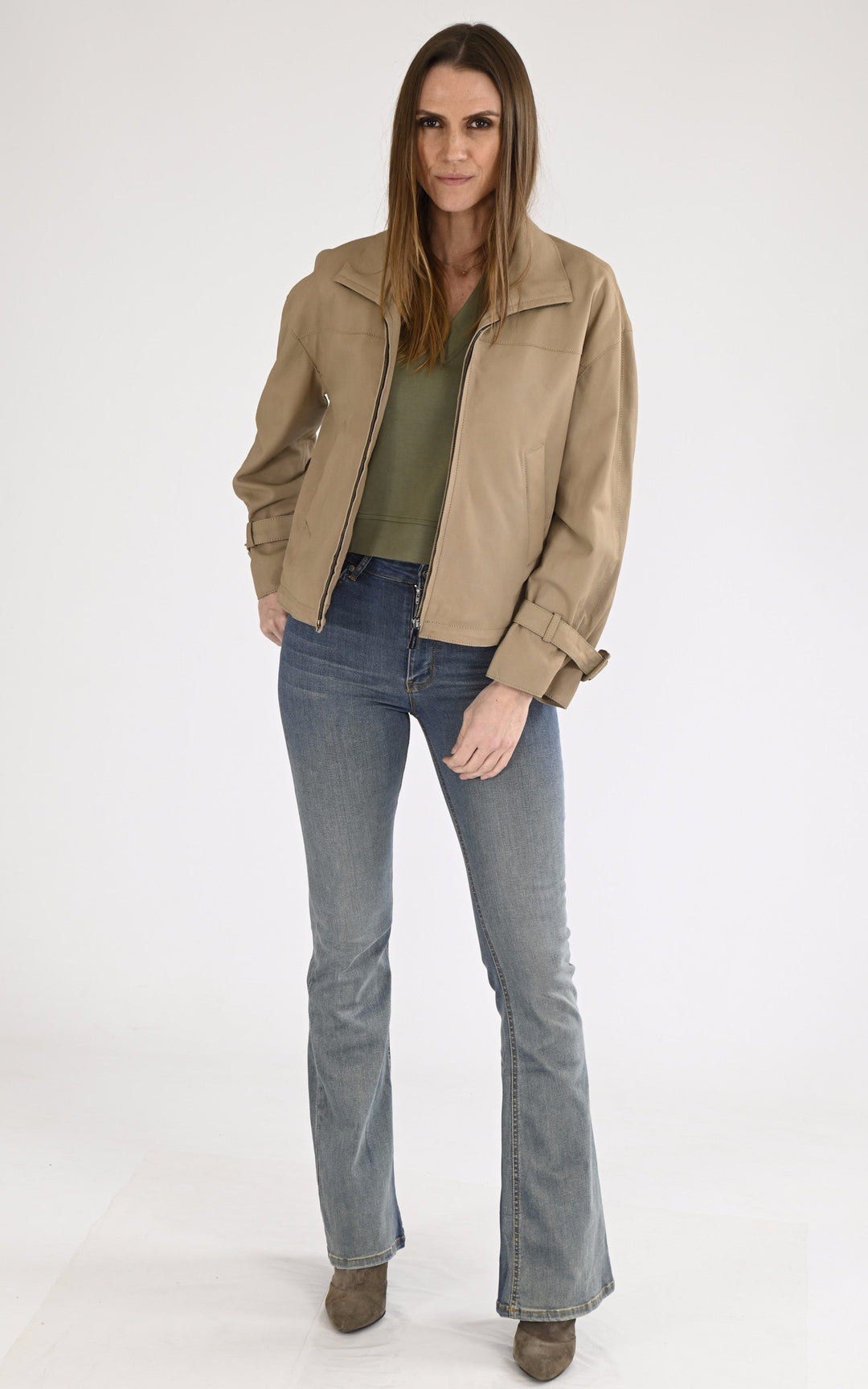 A "IBIZA 65023" Beige Oakwood Blouson Femme closed photo