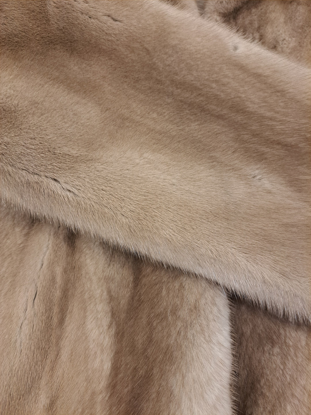 Irene, 65 cm. - Collar - Mink - Women - Pastel