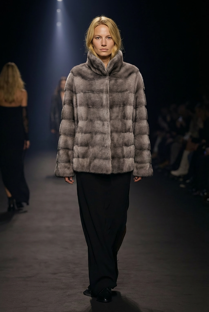 Olise, 60 cm. - Nerz - Damen - Silberblau