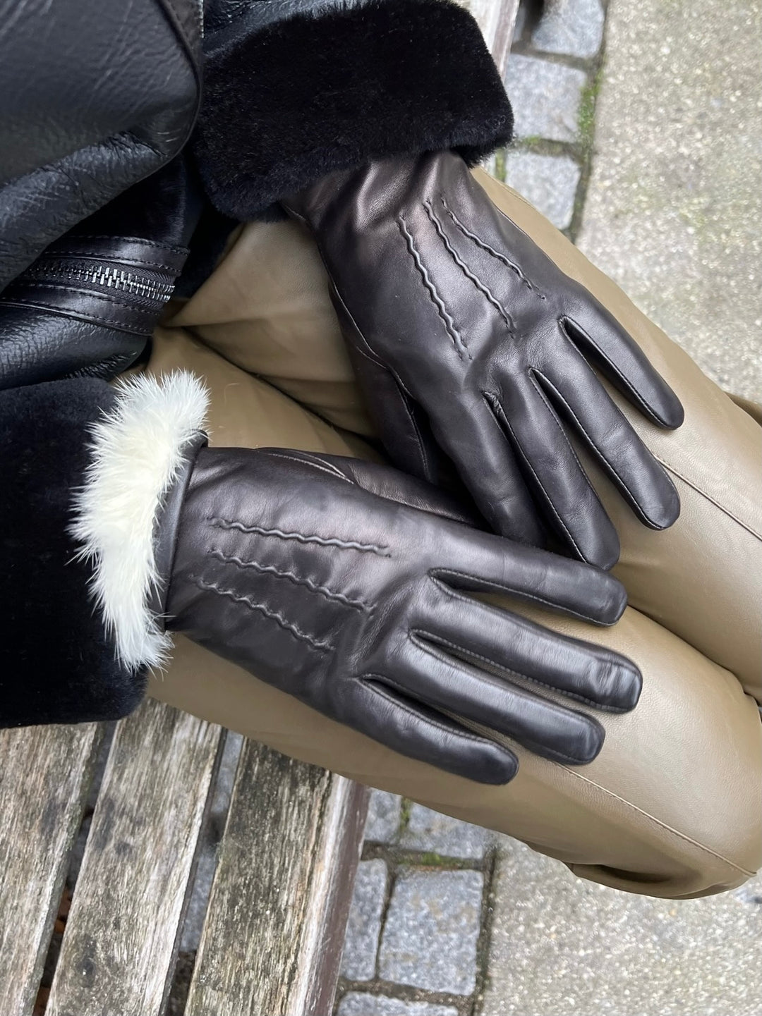 kaninchenfell handschuhe herren 127-W Lammlederhandschuh mit Kaninchenfell – Schwarz – Stampe Denmark