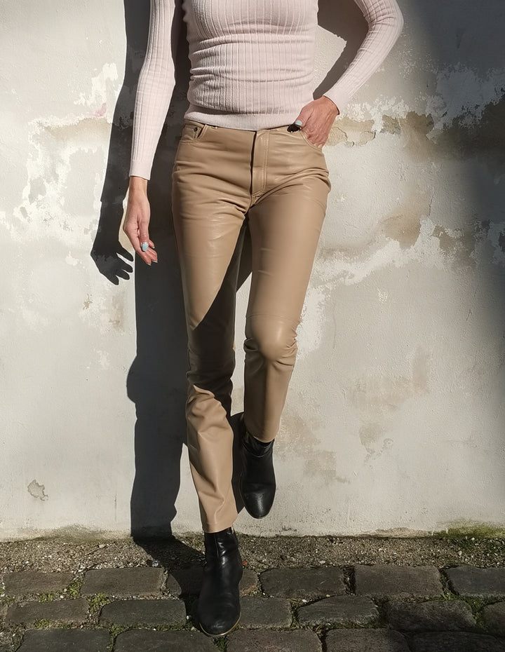 Jill Hose – Hose aus Lammnappaleder – Damen – Cafe Latte